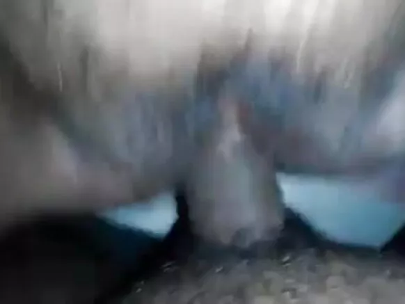 ፊንጢጣ ምታ፣ ሚስት አህያ ውስጥ ትበዳለች።